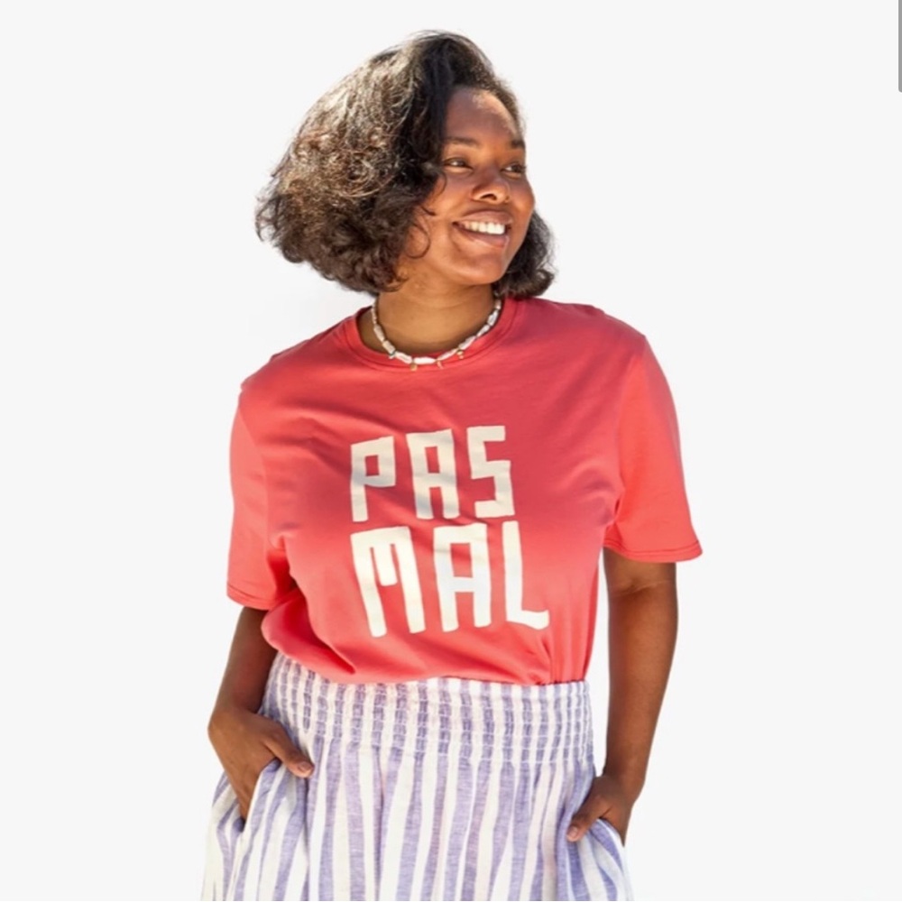 Clare V. 'Pas Mal' Tee